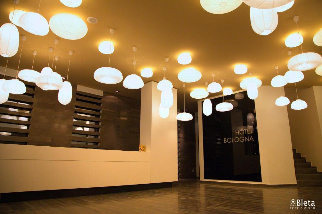 Bologna 4*